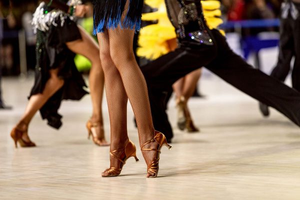 社交ダンスの魅力！ラテン、スタンダード動画ご紹介！世界の踊りに魅了されます！サムネイル