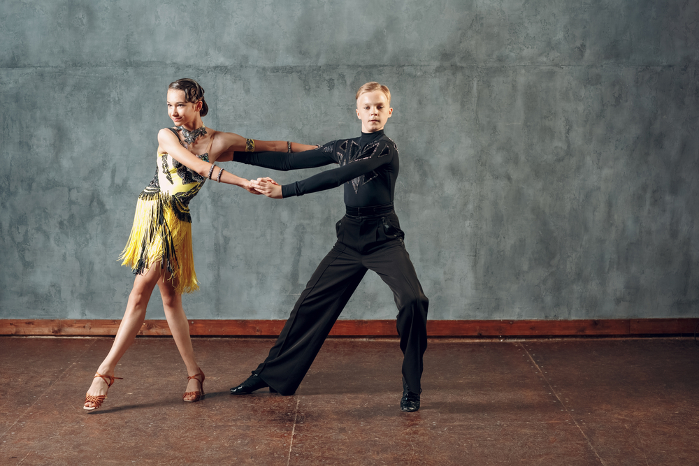 社交ダンスの「チャチャチャ」とは？発祥の歴史や踊りの特徴を解説！